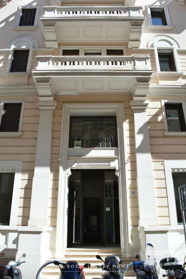 Via Bozzi Luxury Home Bari Buitenkant foto